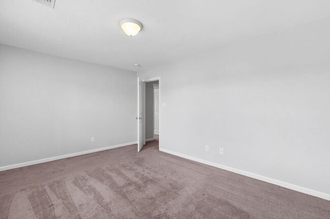 Building Photo - 137 Spoonbill Cir