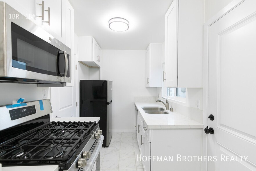 Building Photo - 2632 Arvia St