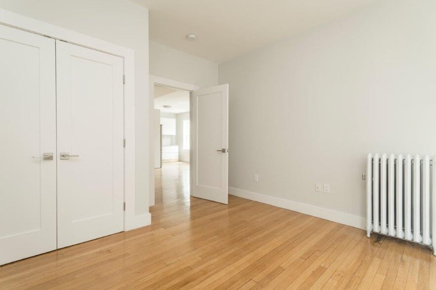 Building Photo - 1999 Commonwealth Ave