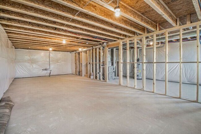 Building Photo - 1135 Lancaster St