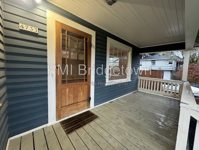 Building Photo - 4733 SE Yamhill St