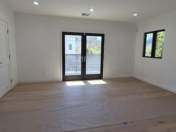 Building Photo - NO MIN CREDIT SCORE REQUIRED, BK OKAY, PAST EVICTION OKAY!, BACKGROUND FRIENDLY. Apply at "The Re...