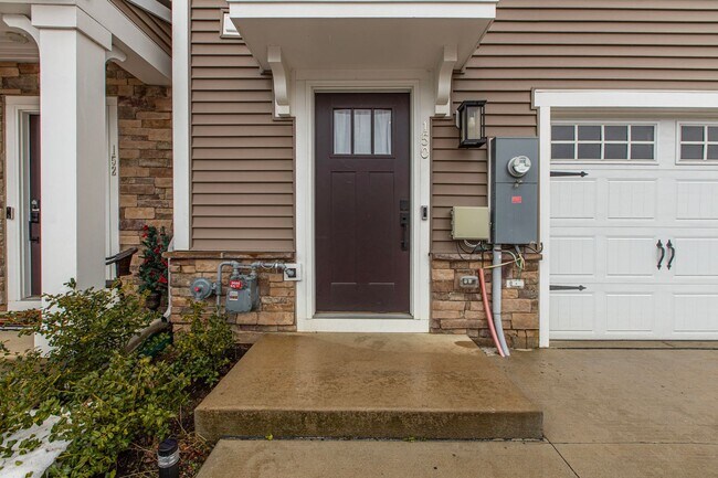 Building Photo - Baker Farm Beauty - Showings TBD