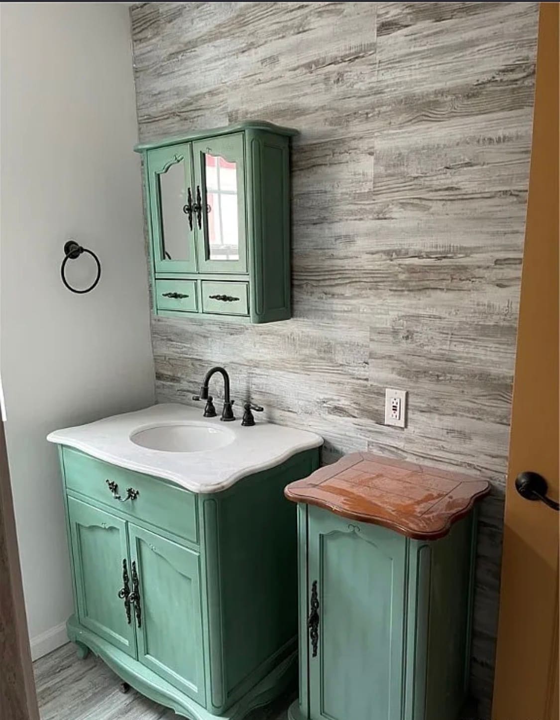 Building Photo - 48 Laurel St