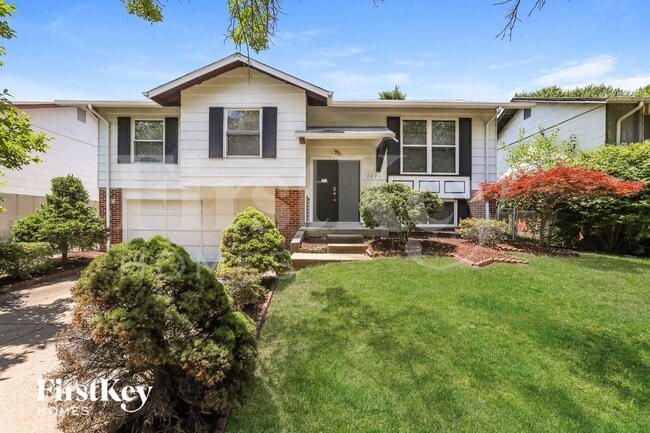 Primary Photo - 1246 Borden Dr