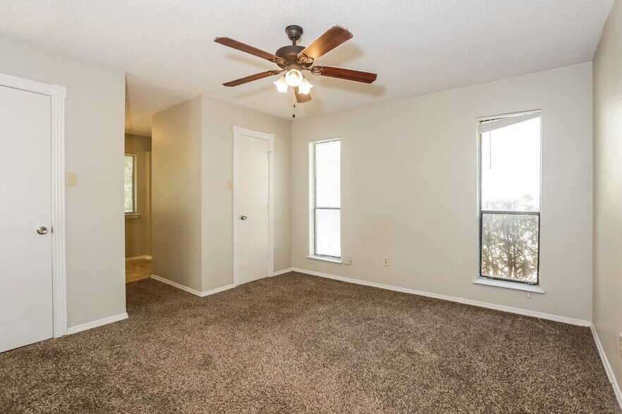 Building Photo - 5108 Parliament Dr