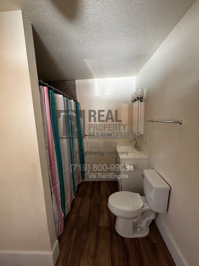 Building Photo - 1205 Carteret Ave