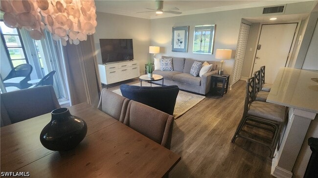 Building Photo - 3645 Boca Ciega Dr