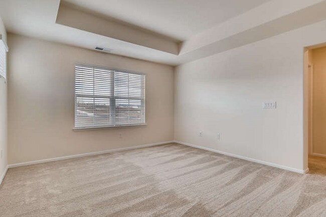 Building Photo - 3162 Jonquil St