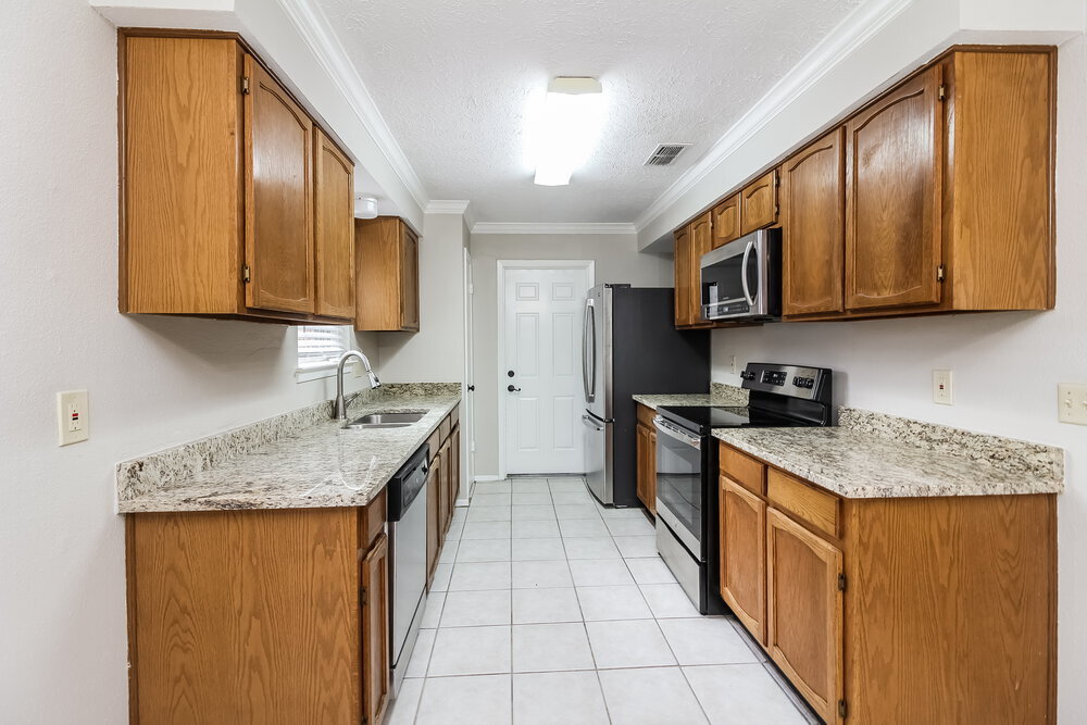 Building Photo - 2310 Overbrook Dr