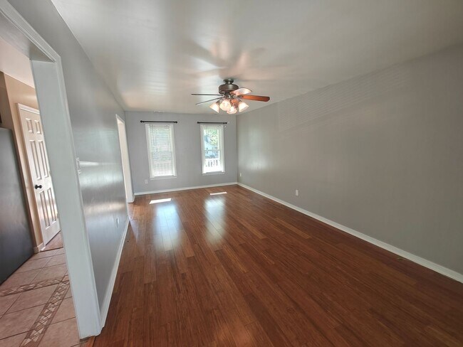 Building Photo - 8201 Skirmish Ln