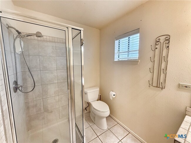 Building Photo - 275 Halm Dr