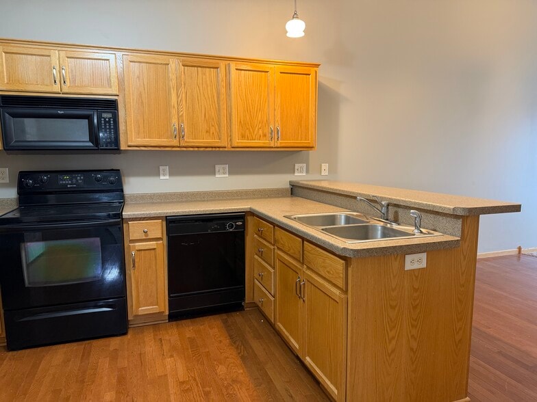 Kitchen - 1226 45th Ave NE