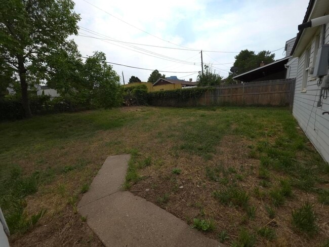 Building Photo - 2644 Barela St