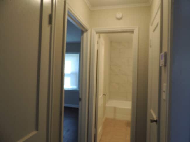 Building Photo - 5312 W 11th Pl