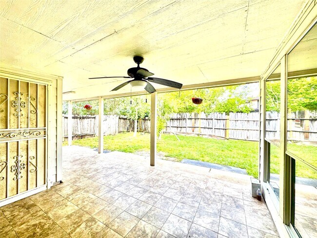 Building Photo - 5706 Painted Trail Dr