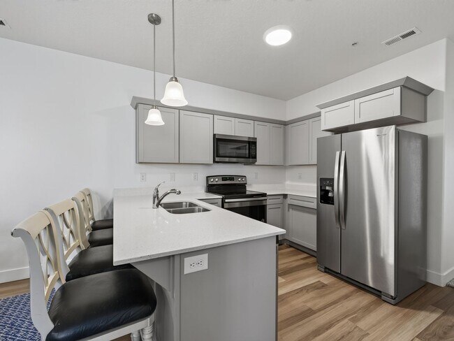 Building Photo - 1386 N 3830 W