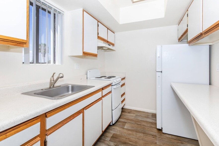 Interior Photo - Broadmoor Apartments