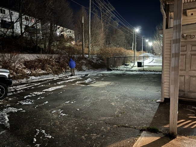 Building Photo - 154 North St