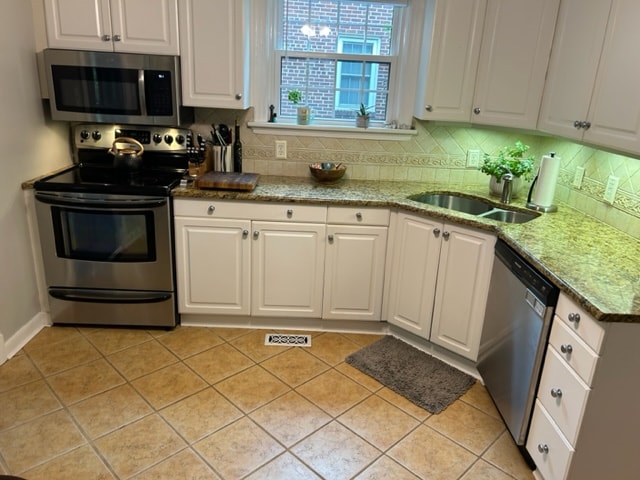 Building Photo - 5400 Dorchester Rd