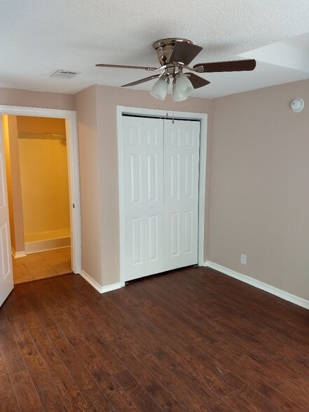 Building Photo - 4720 Berkley Ave