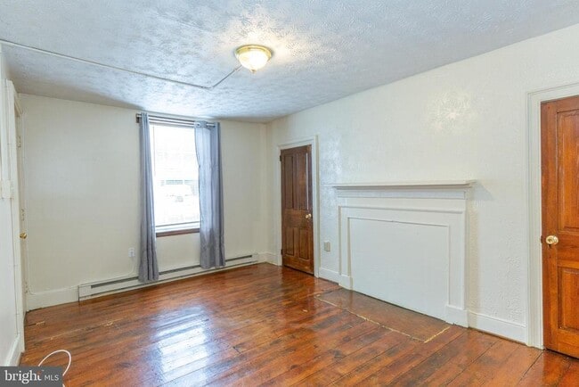 Building Photo - 32 Patrick Henry Way