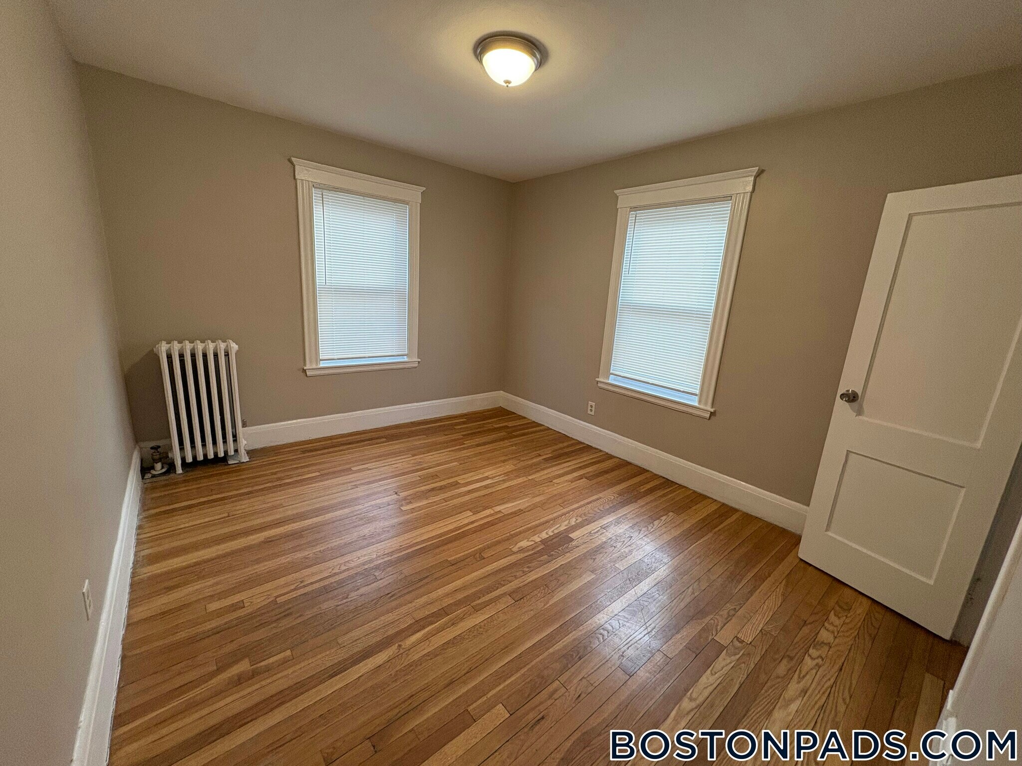 Building Photo - 30 Harwood St