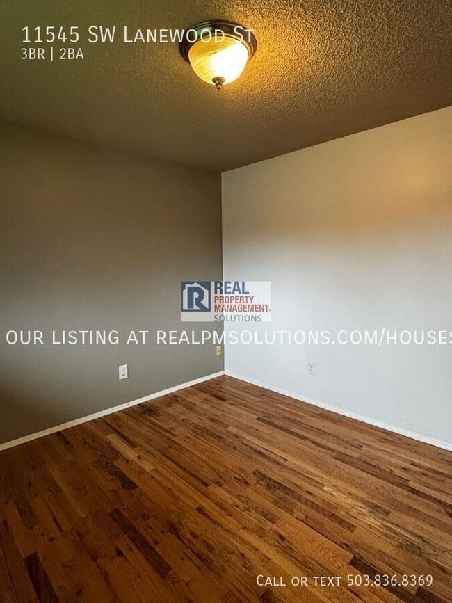 Building Photo - 11545 SW Lanewood St