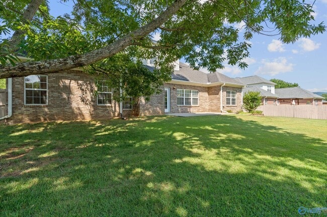Building Photo - 3116 Tenker Creek Ln SE