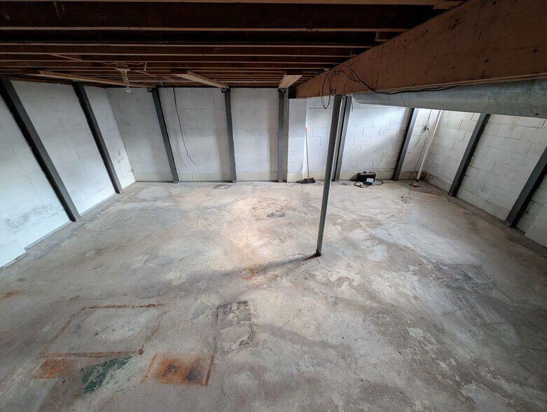 Basement - 11445 Kentbrook Ct