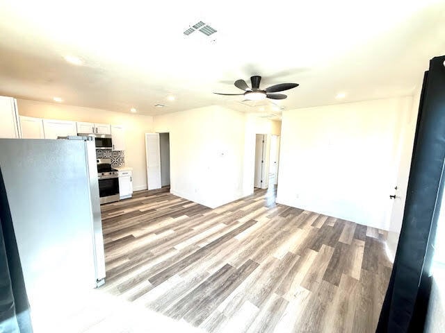 Building Photo - BRAND NEW TOWNHOME IN THE MIDDLE OF UPTOWN PHX WITH ALL THE BELLS AND WHISTLES!!!