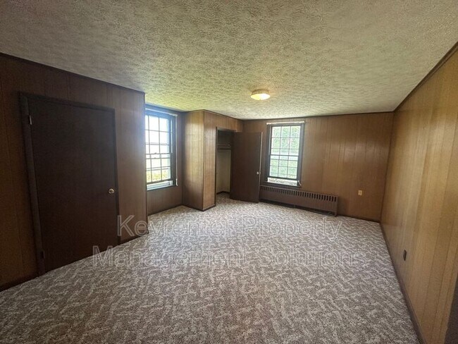 Building Photo - 151 Tanner Ln