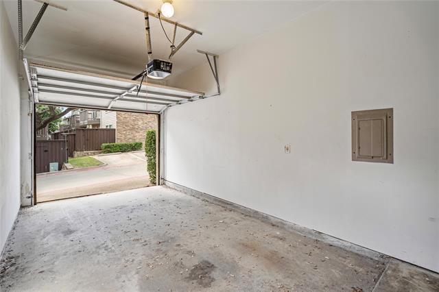 Building Photo - 5616 Preston Oaks Rd