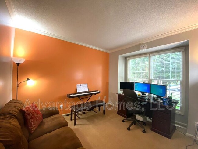 Building Photo - 14117 Parkhill Ln