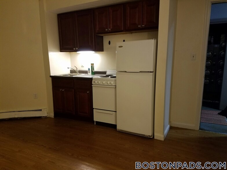 Building Photo - 59 S Huntington Ave