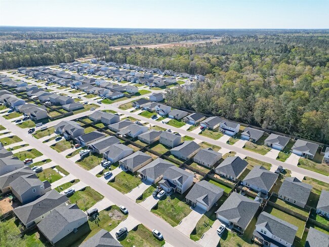 Building Photo - 15708 Del Norte Dr