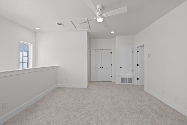 Building Photo - 6634 Abode Ave