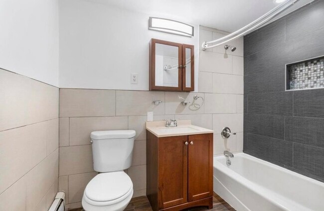 Building Photo - 65 Atlantic St