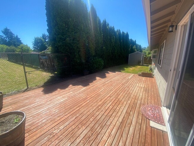 Building Photo - 11215 SE 235th Pl