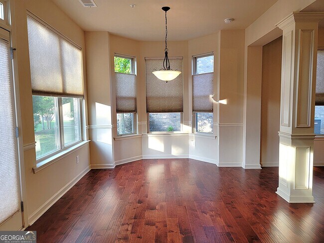 Building Photo - 2334 Attewood Dr