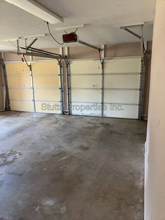 Building Photo - 86 Lamoray Dr