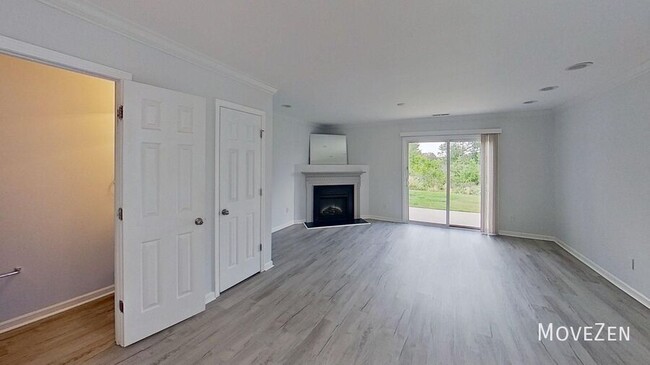 Building Photo - 1202 Savin Landing