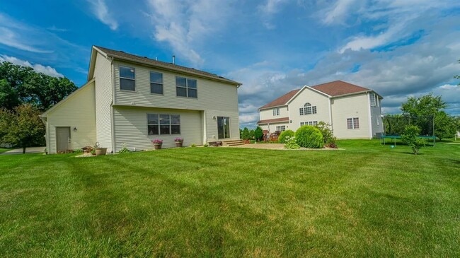 Building Photo - 2453 Blarney Stone Dr