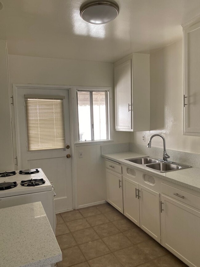 Interior Photo - s7421