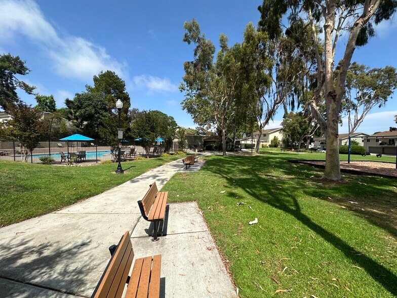 Building Photo - 4146 Camino Ticino