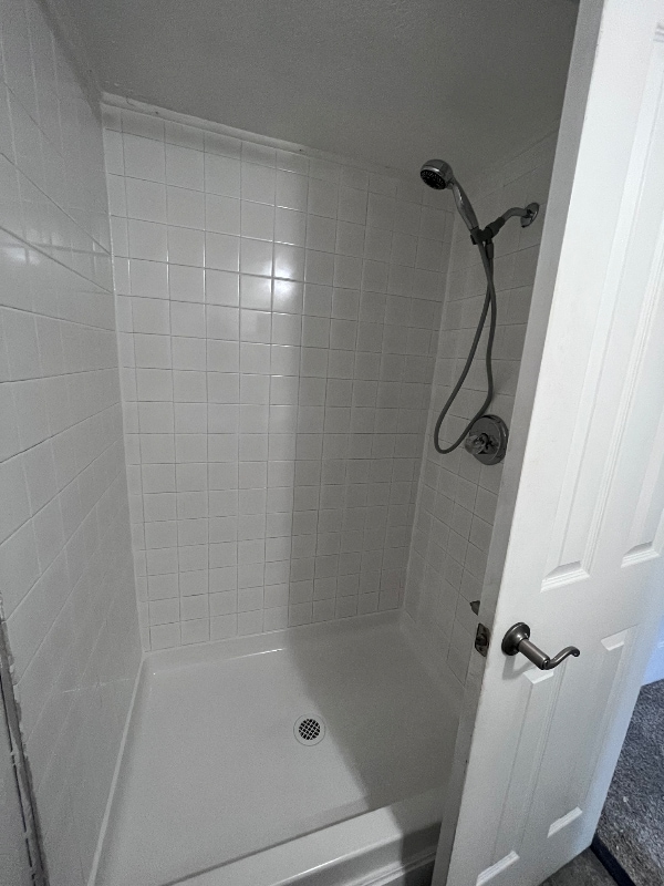 Building Photo - 16 Sassy Ln