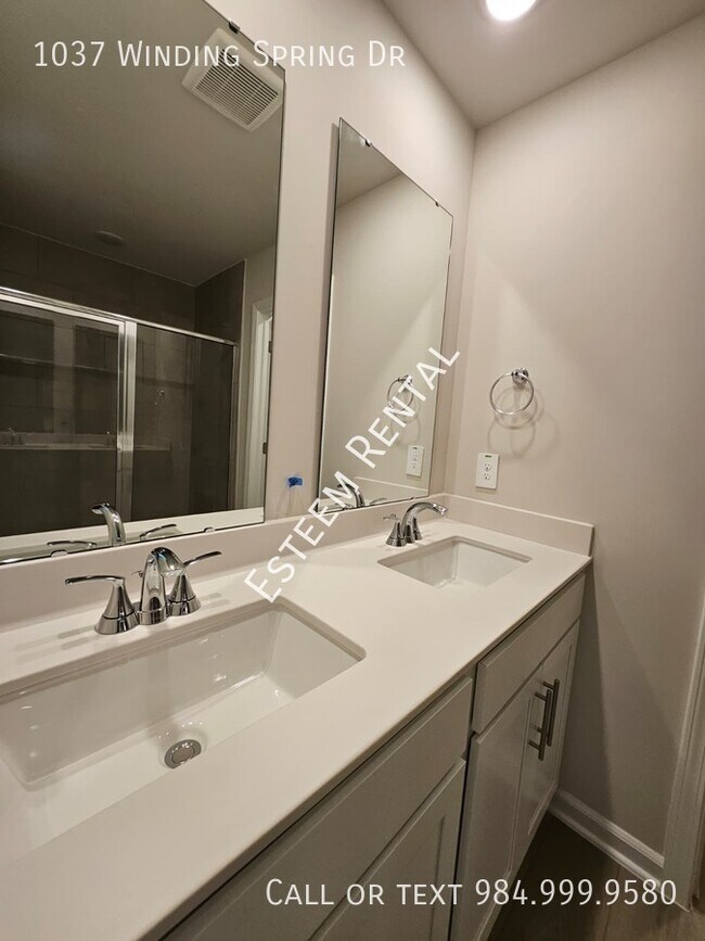 Building Photo - 1037 Winding Spg Dr