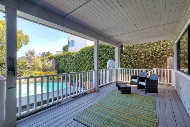 Building Photo - 2042 De Mayo Rd