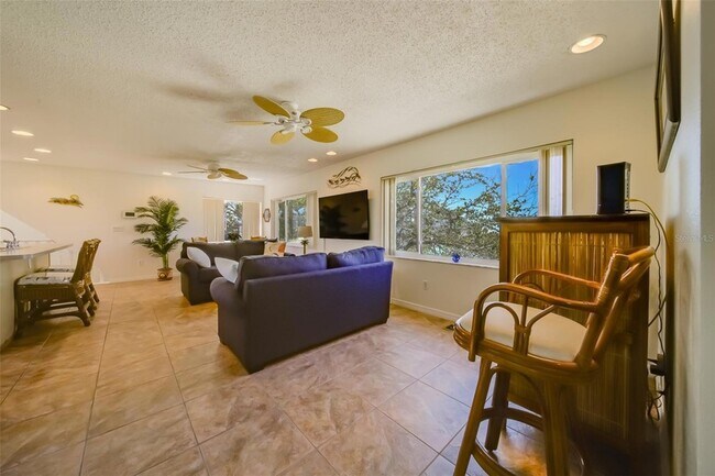 Building Photo - 18111 1st St E