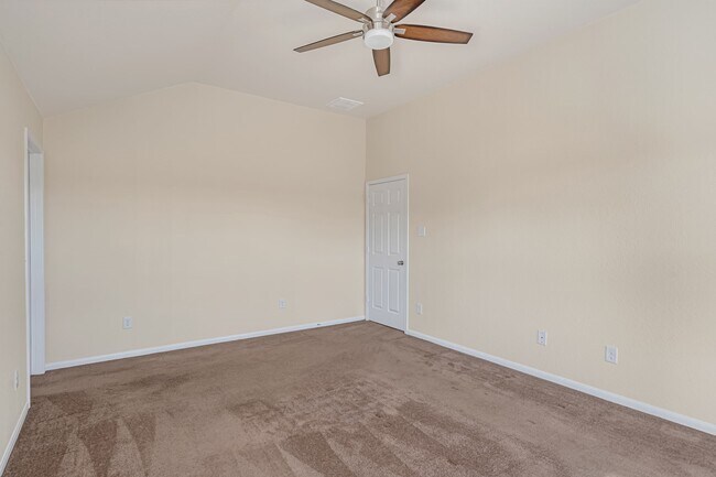 Building Photo - 16707 Lark Bunting Ln